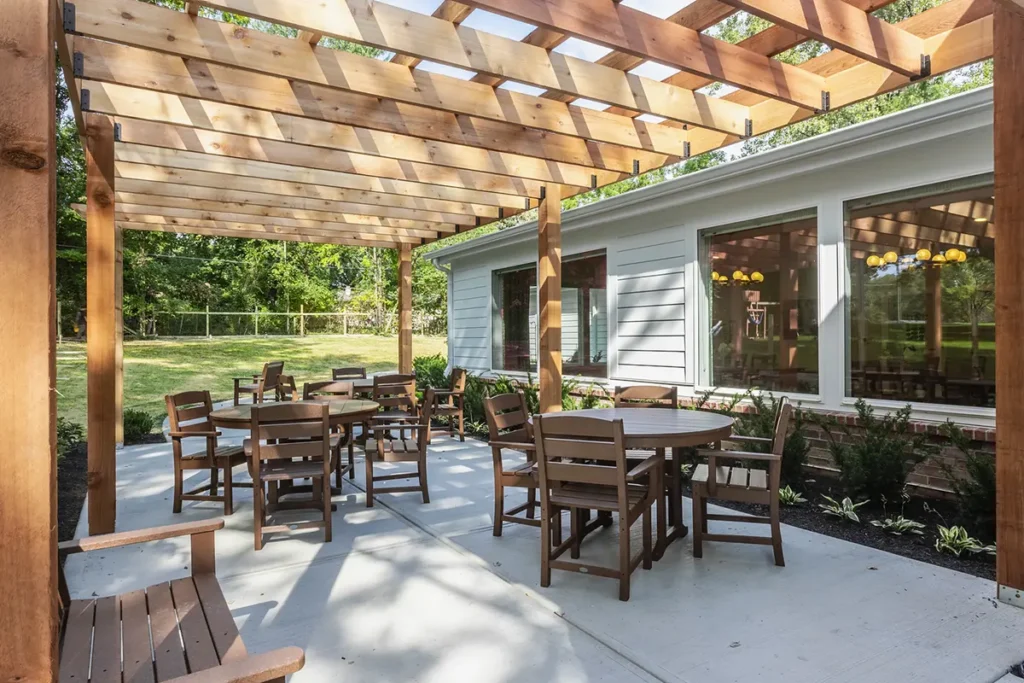 Story Cottage of Woodland - back patio